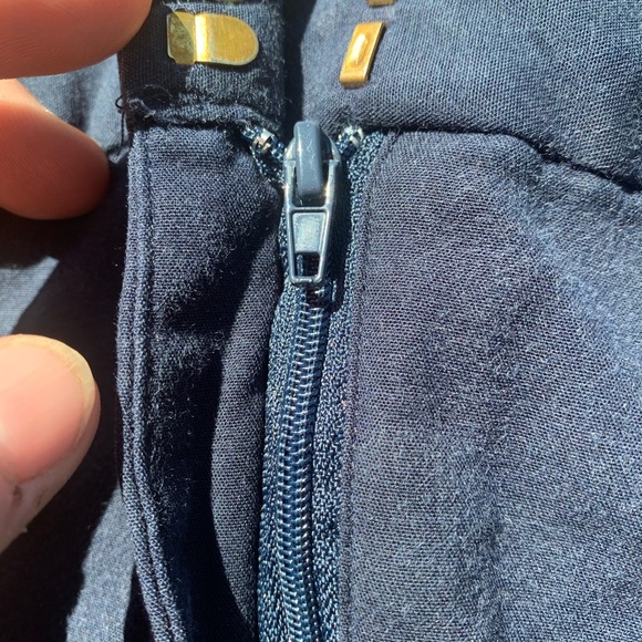 Michael Kora Navy shorts - Picture 5 of 10